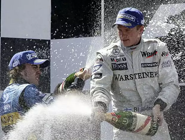 Titel-Bild zur News: Fernando Alonso und Kimi Räikkönen