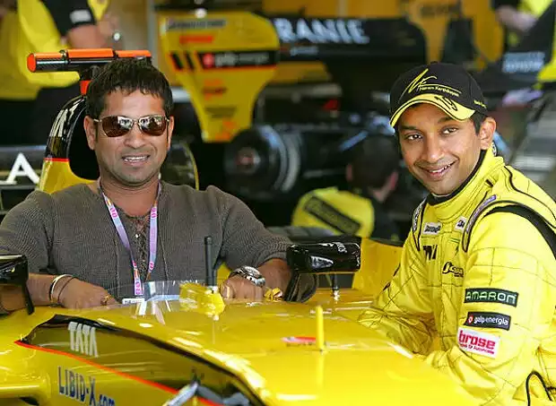 Sachin Tendulkar und Narain Karthikeyan Titel-Bild zur News: Sachin Tendulkar und Narain Karthikeyan
