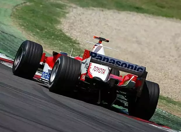 Ralf Schumacher (Toyota TF105) Titel-Bild zur News: Ralf Schumacher (Toyota TF105)