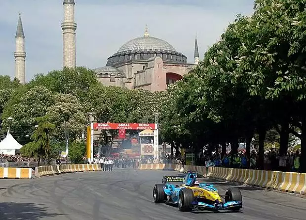Fernando Alonso Titel-Bild zur News: Fernando Alonso