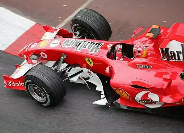 Michael Schumacher (Ferrari F2005) Titel-Bild zur News: Michael Schumacher (Ferrari F2005)