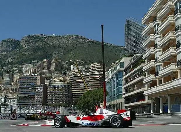 Jarno Trulli (Toyota TF105) Titel-Bild zur News: Jarno Trulli (Toyota TF105)