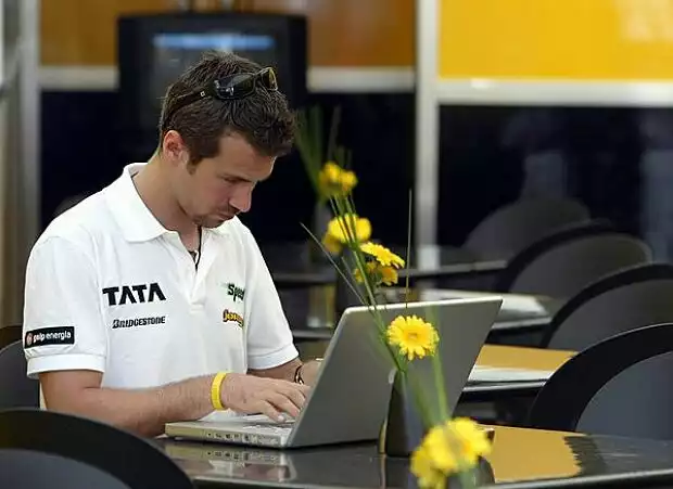 Tiago Monteiro Titel-Bild zur News: Tiago Monteiro