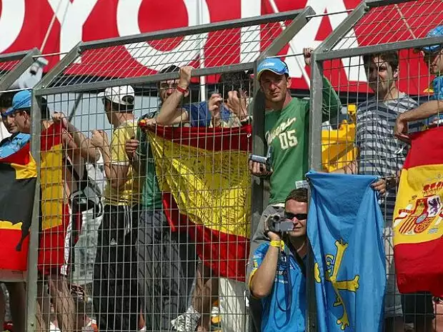 Alonso-Fans Titel-Bild zur News: Alonso-Fans