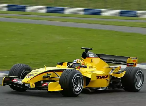 Tiago Monteiro (Jordan-Toyota EJ15) Titel-Bild zur News: Tiago Monteiro (Jordan-Toyota EJ15)