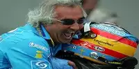 Bild zum Inhalt: Flavio Briatore und das Team, das jeder mag...