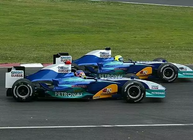 Jacques Villeneuve (vorn) und Felipe Massa Titel-Bild zur News: Jacques Villeneuve (vorn) und Felipe Massa