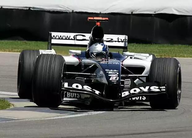 Patrick Friesacher (Minardi-Cosworth PS01) Titel-Bild zur News: Patrick Friesacher (Minardi-Cosworth PS01)
