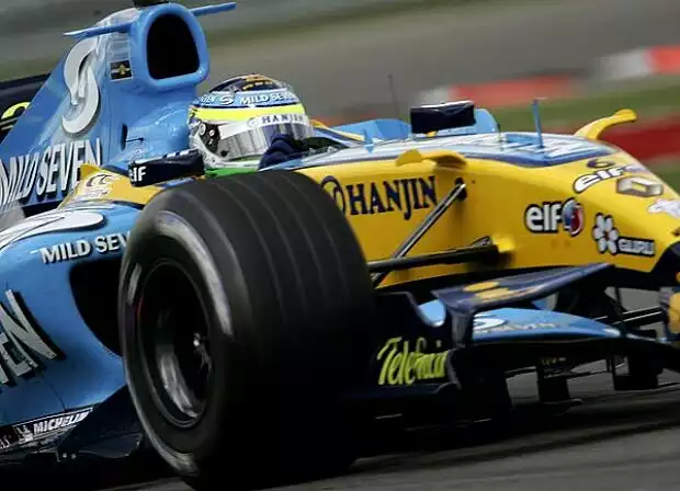 Giancarlo Fisichella (Renault R24) Titel-Bild zur News: Giancarlo Fisichella (Renault R24)