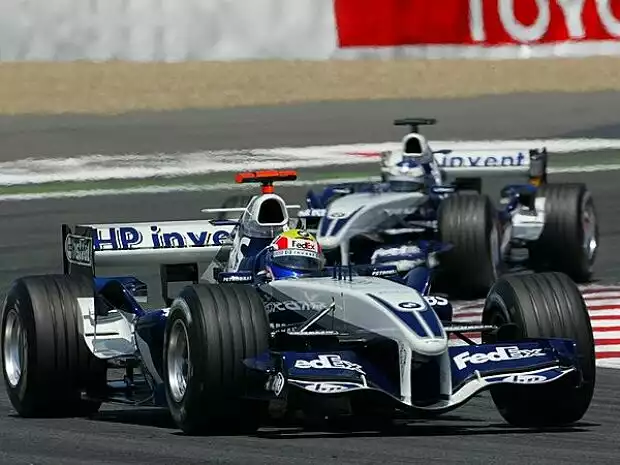 Mark Webber vor Nick Heidfeld Titel-Bild zur News: Mark Webber vor Nick Heidfeld