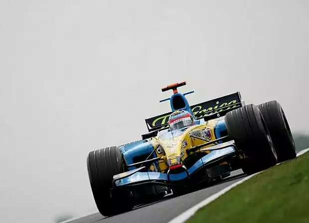 Fernando Alonso (Renault R25) Titel-Bild zur News: Fernando Alonso (Renault R25)