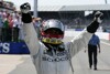 Bild zum Inhalt: Montoya gewinnt in Silverstone knapp vor Alonso