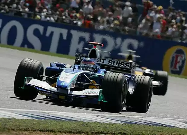 Jacques Villeneuve (Sauber-Petronas C24) Titel-Bild zur News: Jacques Villeneuve (Sauber-Petronas C24)