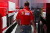 Bild zum Inhalt: Schumacher ratlos - Mercedes bläst zum Angriff