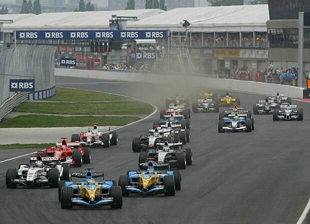 Titel-Bild zur News: Start zum Grand Prix von Kanada 2005