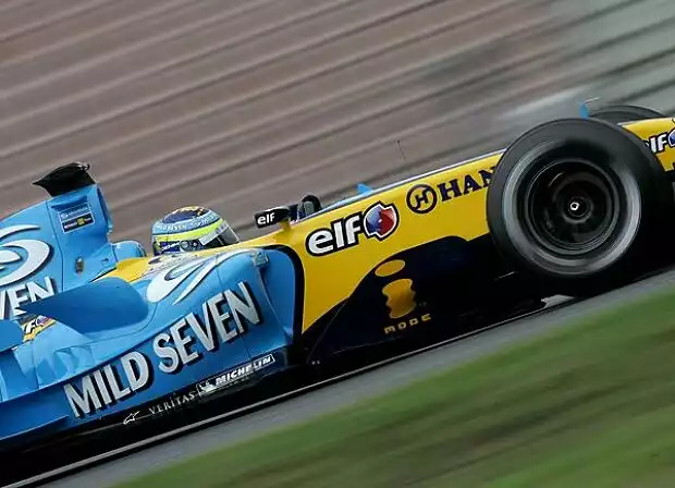 Giancarlo Fisichella (Renault R25) Titel-Bild zur News: Giancarlo Fisichella (Renault R25)