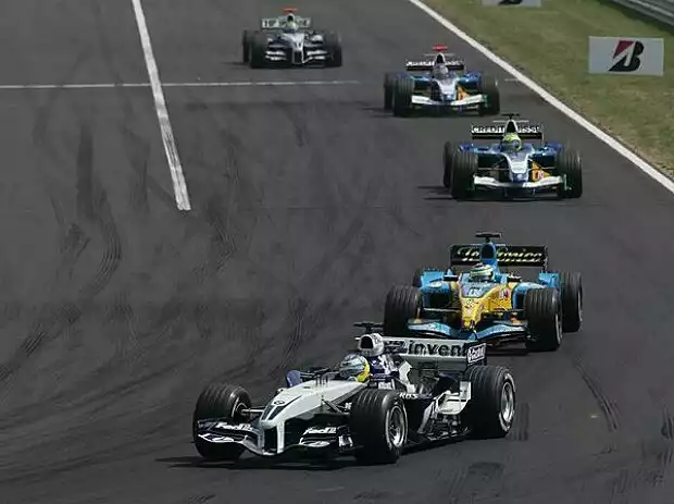 Nick Heidfeld vor Giancarlo Fisichella Titel-Bild zur News: Nick Heidfeld vor Giancarlo Fisichella