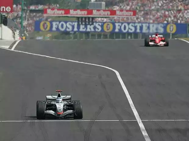 Kimi Räikkönen vor Michael Schumacher Titel-Bild zur News: Kimi Räikkönen vor Michael Schumacher