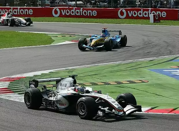 Juan-Pablo Montoya vor Fernando Alonso Titel-Bild zur News: Juan-Pablo Montoya vor Fernando Alonso