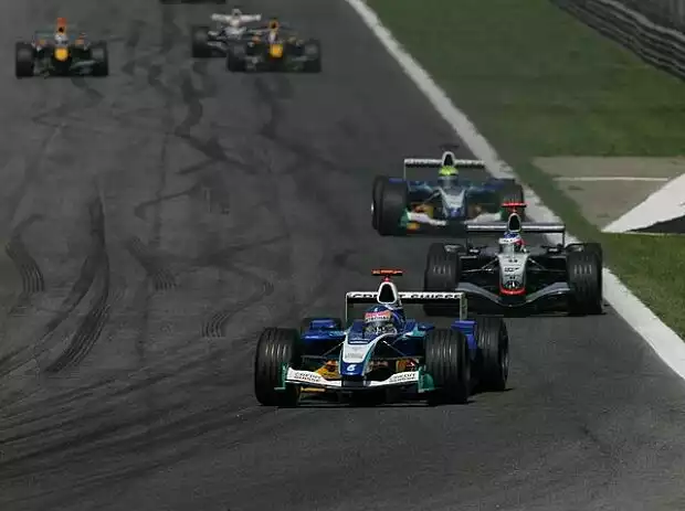 Jacques Villeneuve vor Räikkönen und Massa Titel-Bild zur News: Jacques Villeneuve vor Räikkönen und Massa