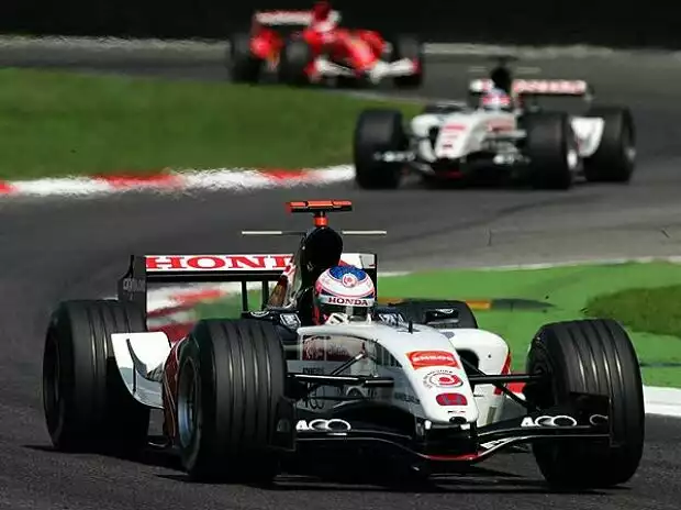Jenson Button vor Sato und Barrichello Titel-Bild zur News: Jenson Button vor Sato und Barrichello
