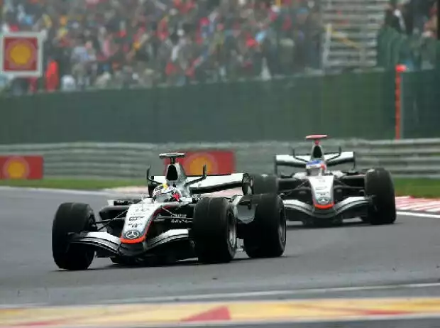 Juan-Pablo Montoya Kimi Räikkönen Titel-Bild zur News: Juan-Pablo Montoya Kimi Räikkönen