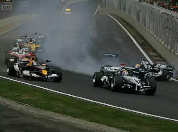 David Coulthard, Antonio Pizzonia, Mark Webber Titel-Bild zur News: David Coulthard, Antonio Pizzonia, Mark Webber