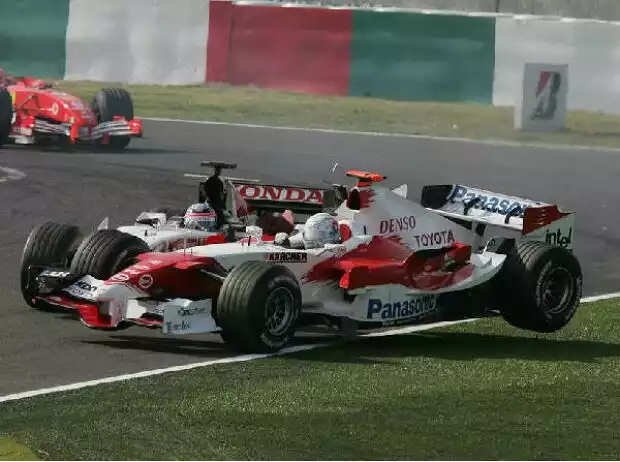 Jarno Trulli und Takuma Sato Titel-Bild zur News: Jarno Trulli und Takuma Sato