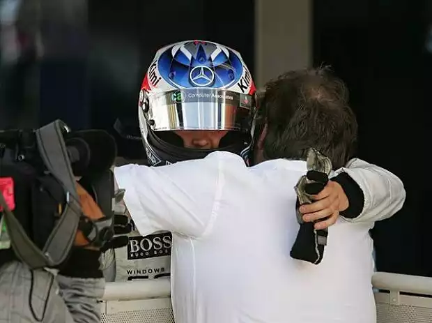 Kimi Räikkönen und Norbert Haug Titel-Bild zur News: Kimi Räikkönen und Norbert Haug