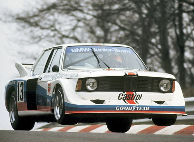 Manfred Winkelhock im BMW 320 der DRM 1977 Manfred Winkelhock im BMW 320 der DRM 1977