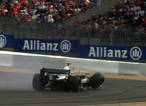 Kimi Räikkönen (McLaren-Mercedes MP4-20)