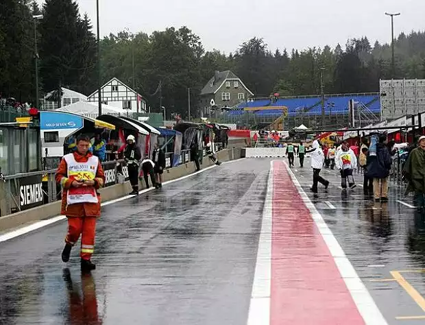 Regen in Spa-Francorchamps Titel-Bild zur News: Regen in Spa-Francorchamps