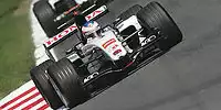 Jenson Button vor Takuma Sato