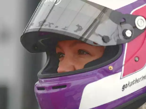 Katherine Legge Titel-Bild zur News: Katherine Legge