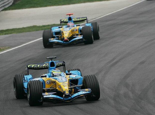 Giancarlo Fisichella vor Fernando Alonso Giancarlo Fisichella vor Fernando Alonso