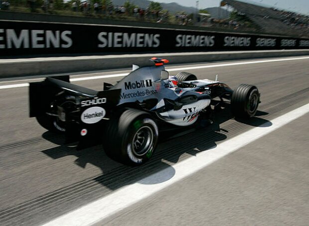 Kimi Räikkönen (McLaren-Mercedes MP4-20)