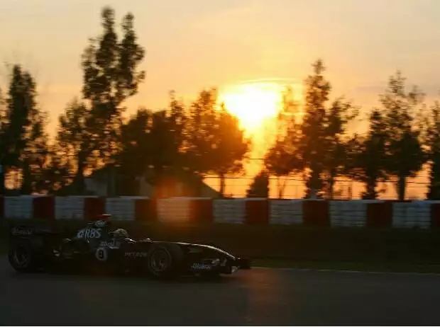Mark Webber Titel-Bild zur News: Mark Webber