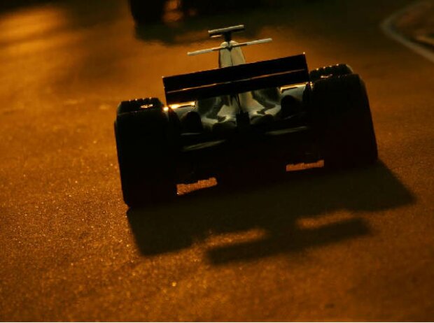 Titel-Bild zur News: Red-Bull-Cosworth RB1