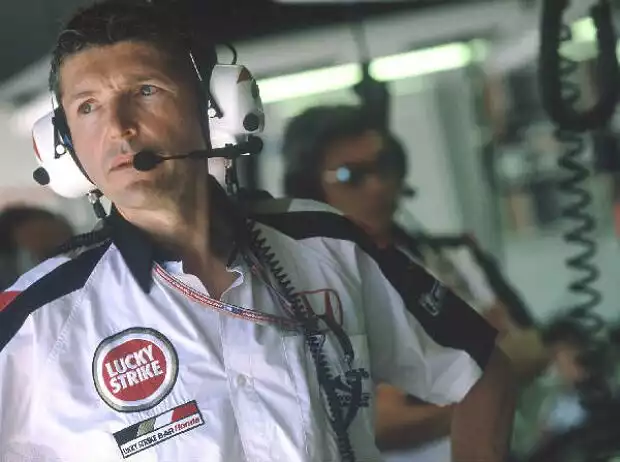 Nick Fry Titel-Bild zur News: Nick Fry