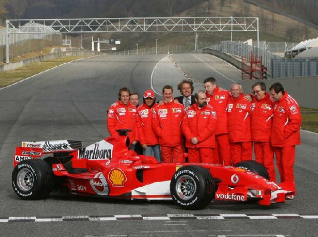Titel-Bild zur News: Präsentation des Ferrari 248 F1