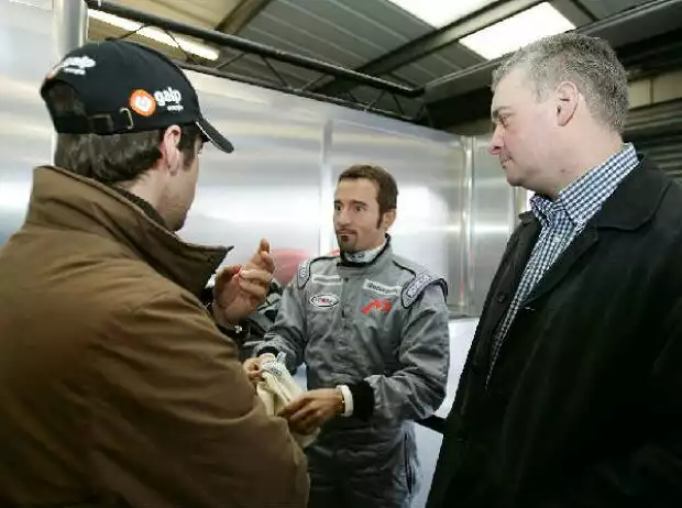 Tiago Monteiro, Max Biaggi und Adrian Burgess Titel-Bild zur News: Tiago Monteiro, Max Biaggi und Adrian Burgess