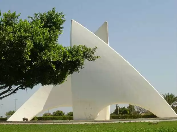 Dow Skulptur Titel-Bild zur News: Dow Skulptur