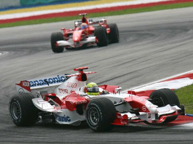 Titel-Bild zur News: Ralf Schumacher vor Felipe Massa