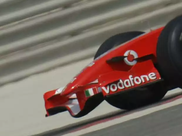 Neue Nase des Ferrari 248 F1 Titel-Bild zur News: Neue Nase des Ferrari 248 F1