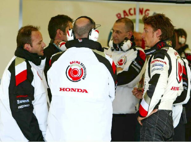 Rubens Barrichello, Gil de Ferran, Jock Clear und Jenson Button