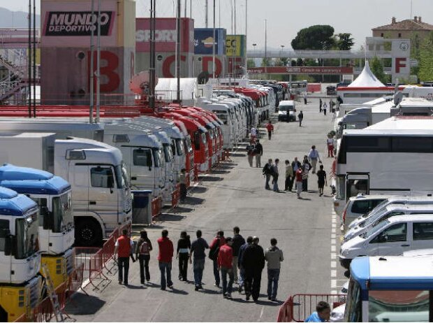Fahrerlager in Imola Fahrerlager in Imola