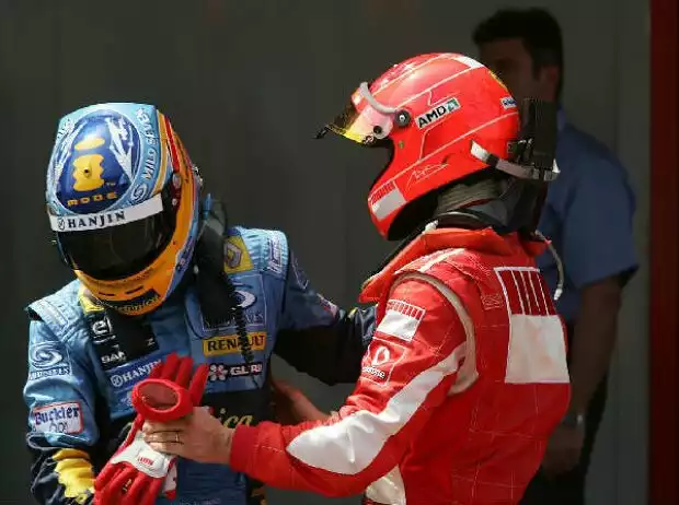 Fernando Alonso und Michael Schumacher Titel-Bild zur News: Fernando Alonso und Michael Schumacher