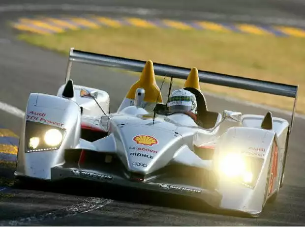 Allan McNish im Audi R10 TDI Titel-Bild zur News: Allan McNish im Audi R10 TDI