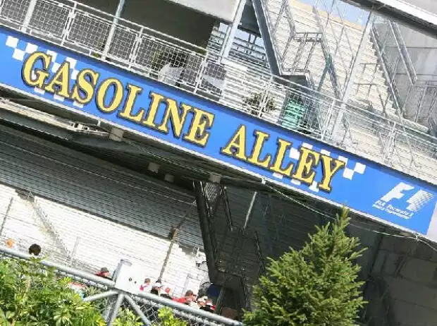 Titel-Bild zur News: Gasoline Alley