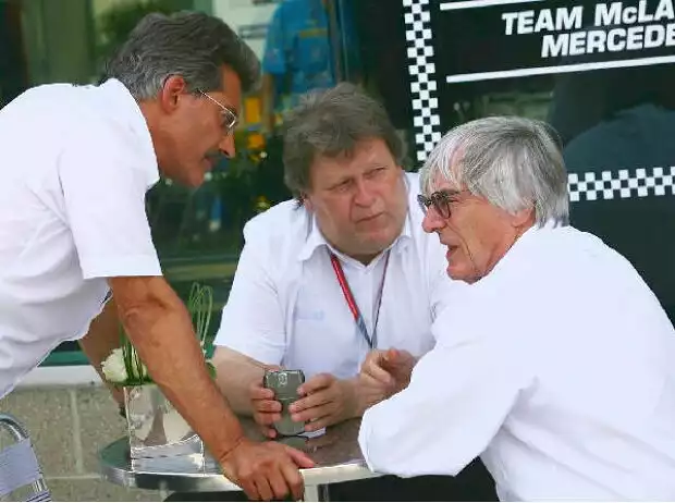 Mario Theissen, Norbert Haug und Bernie Ecclestone Titel-Bild zur News: Mario Theissen, Norbert Haug und Bernie Ecclestone